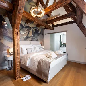 Old Royal Post Boutique & Premium Hotel
