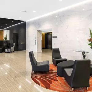https://meriton-suites-adelaide-street.queenslandhotels.net